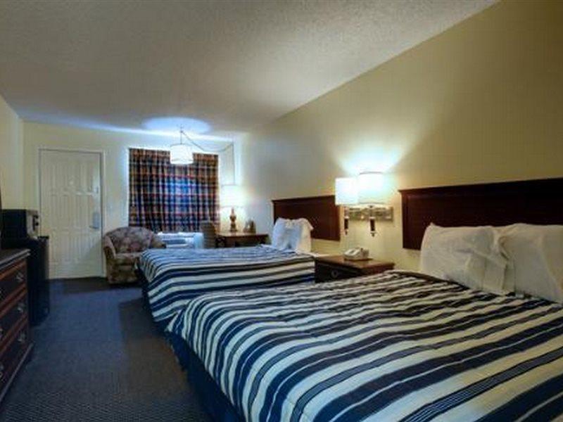 Americas Best Value Inn Comanche מראה חיצוני תמונה